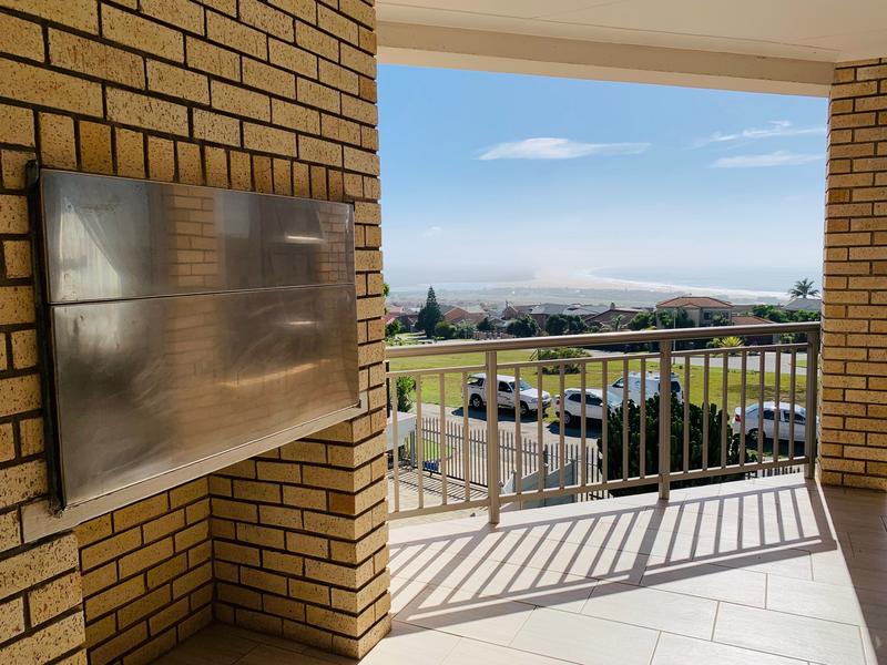 3 Bedroom Property for Sale in Wavecrest Eastern Cape